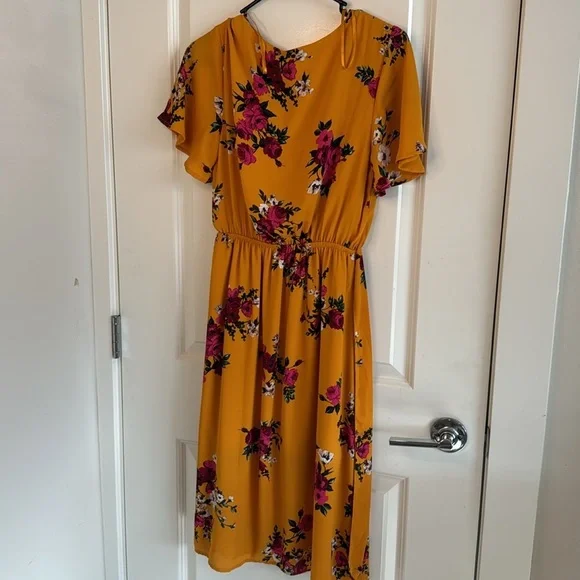 One Clothing Yellow with Magenta Flowers Summer/ Spring Dress, Size Small - Picture 6 of 11